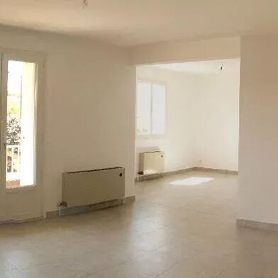 Appartement 3 pièces 653 €