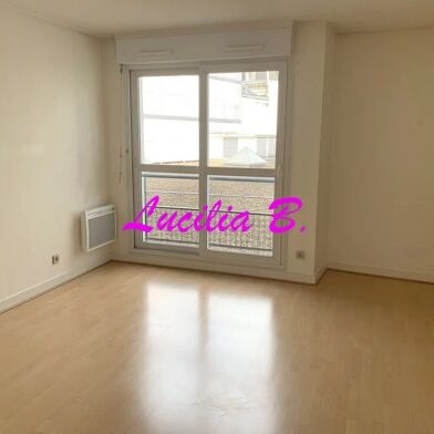 Appartement 2 pièces 710 €