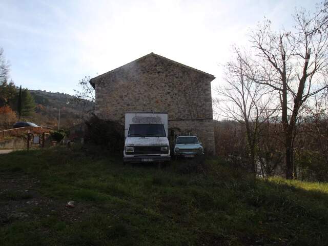 A vendre une grange de 98 m² au sol sur 2 niveaux — photo du bien