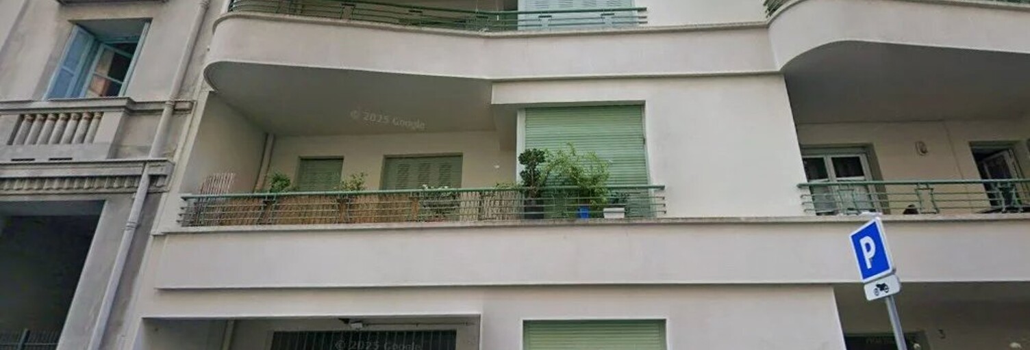 Garage   m² à louer à Nice (06000)