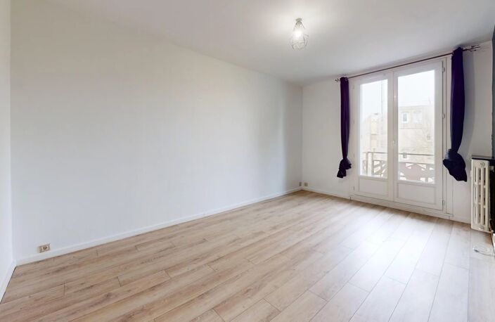 A LOUER - Appartement 3 pièces avec parking situé à CHARTRES avec chauffage compris — photo 2