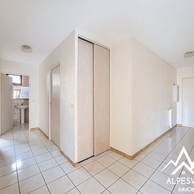 Appartement 3 pièces 220000 €