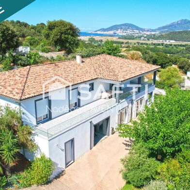 Maison 9 pièces 894000 €