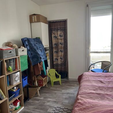 Appartement 3 pièces 73000 €