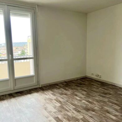 Appartement 3 pièces 73000 €