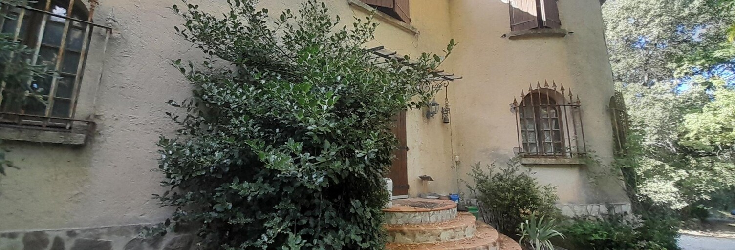 Maison 7 Pièces 200 m² à vendre à Mazaugues (83136)