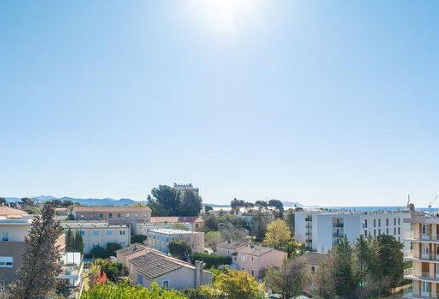 T4 de 97m² grande TERRASSE de 94 m² EN DERNIER ETAGE proche c — photo 1