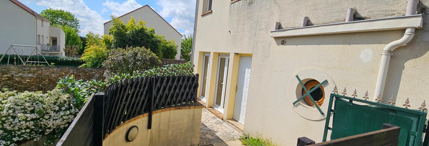 Appartement 1 Pièce 43 m² à vendre à La Ville-du-Bois (91620)