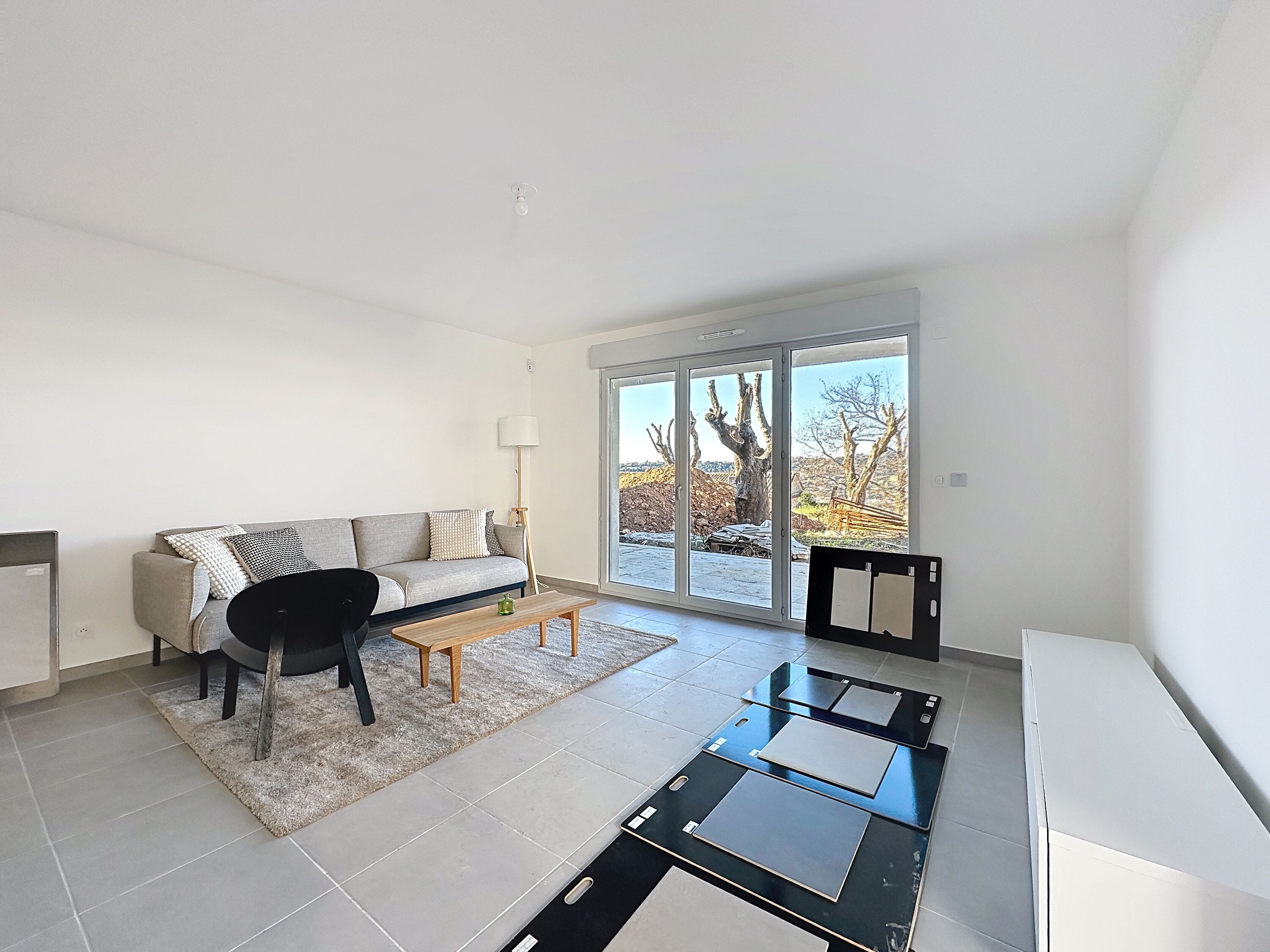 Appartement neuf – Vue verdoyante dégagée au calme absolu - Jardin de 132 m² – Résidence d’exception à Nice sur les collines – Quartier Nice Corniche Fleurie