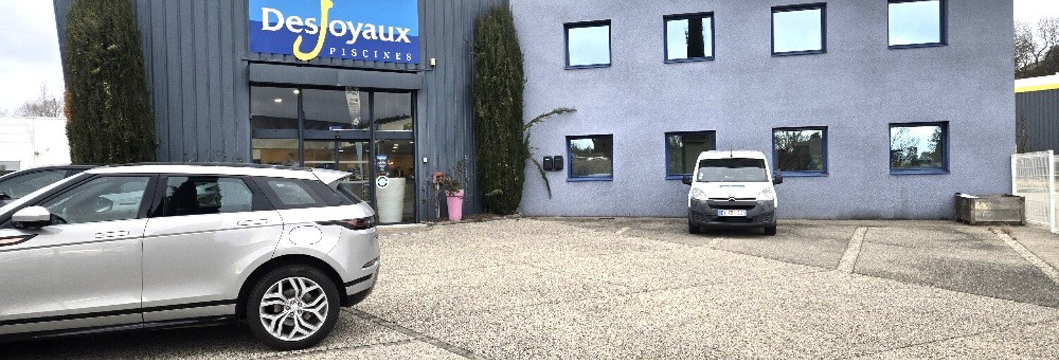 Commerce  935 m² à vendre à Saint-Genis-Laval (69230)