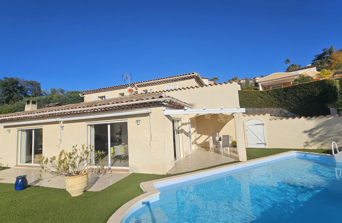 FREJUS, superbe villa avec piscine dans domaine sécurisé — photo 5