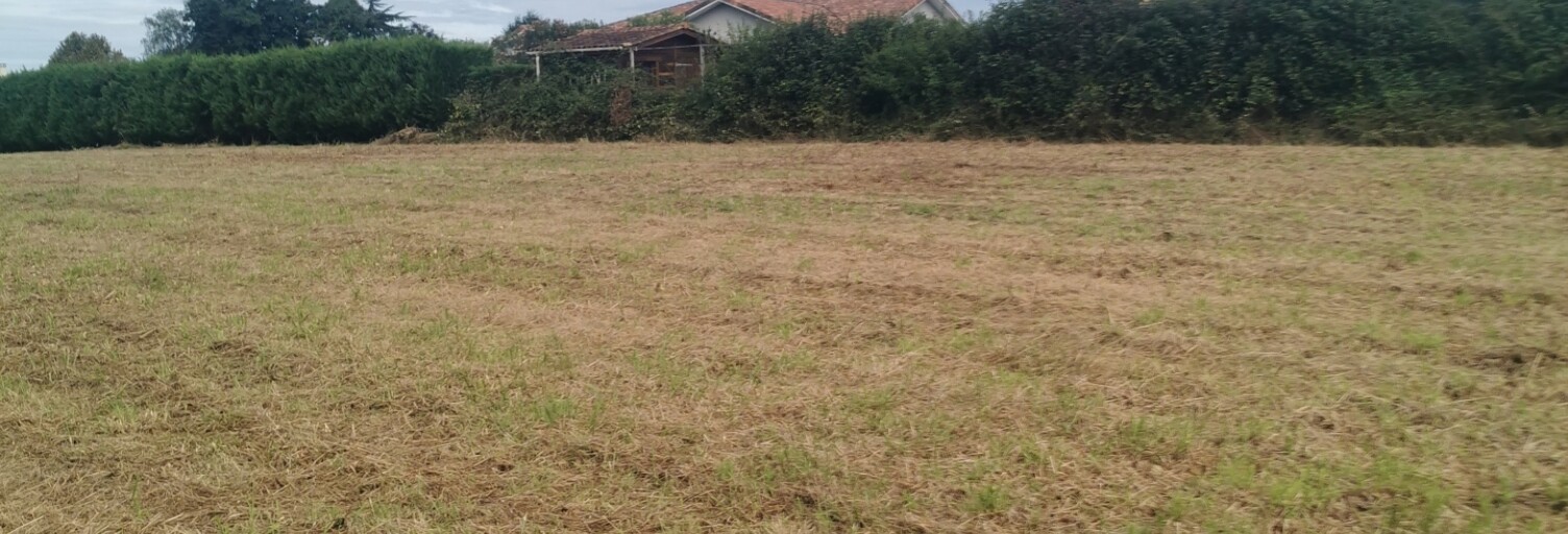 Terrain  640 m² à vendre à Hinx (40180)