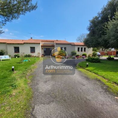 Maison 5 pièces 373000 €