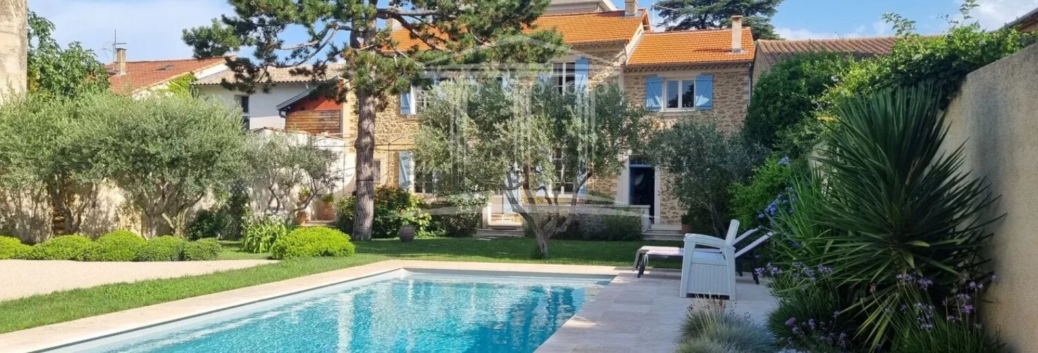 Maison 6 Pièces 185 m² à vendre à Sorgues (84700)
