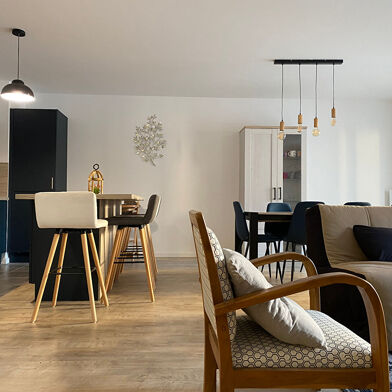 Appartement 4 pièces 358700 €