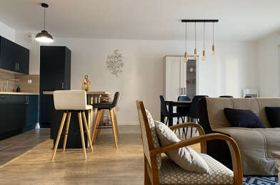 Appartement 4 pièces 358700 €