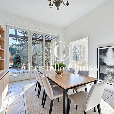 Maison 8 pièces 772000 €