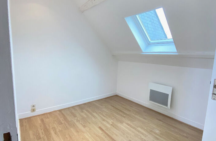 APPARTEMENT F1 bis centre-ville proche cinéma — photo 5