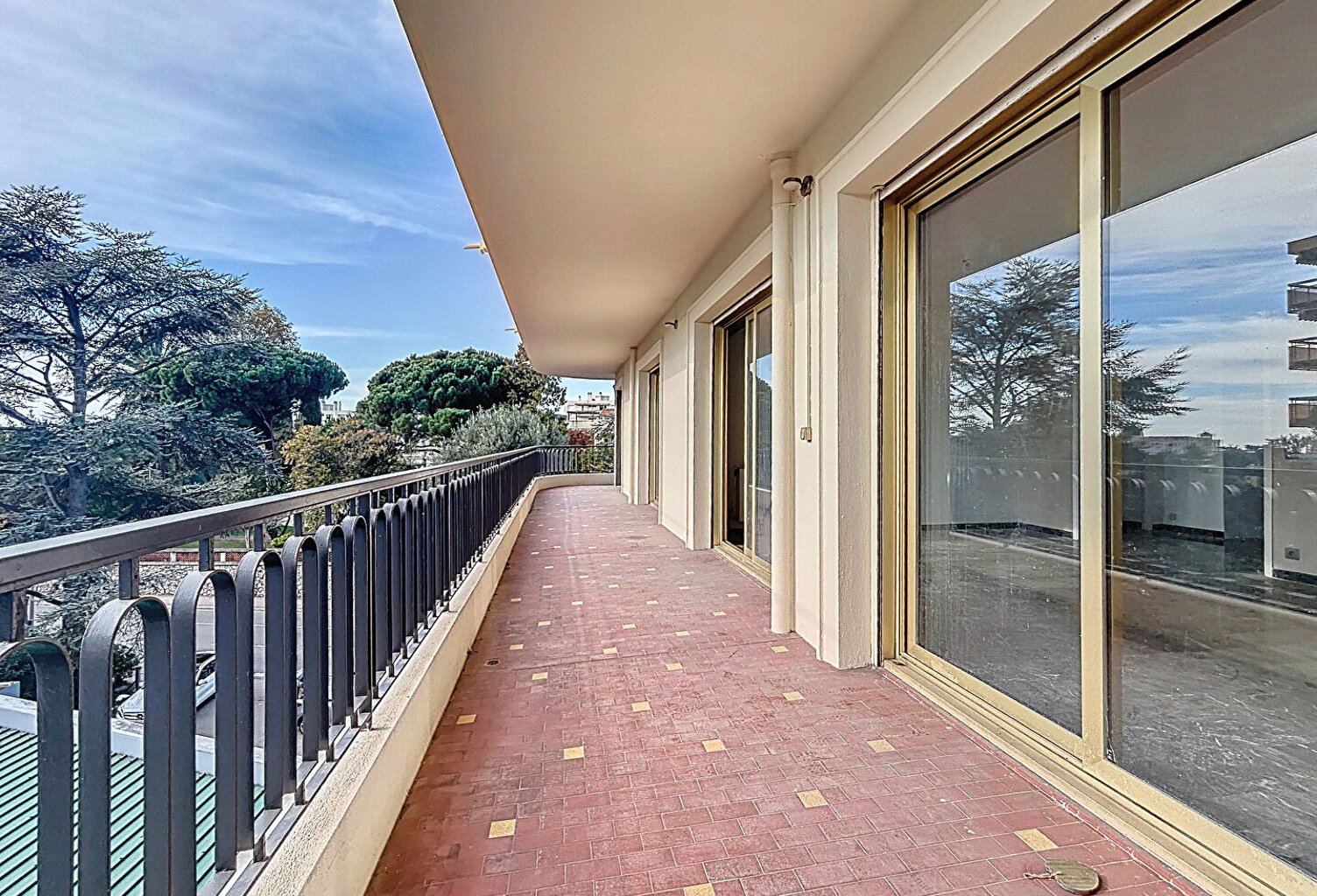 Appartement Cimiez 4 pièces 105 m2 avec une grande terrasse — photo 1