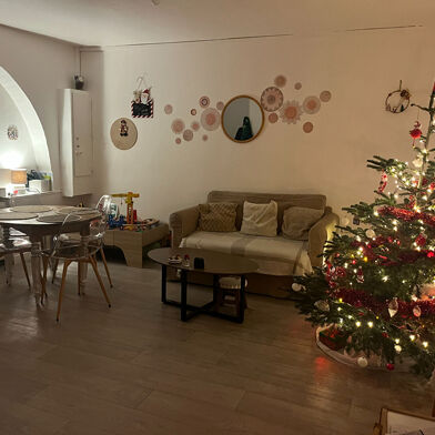 Appartement 3 pièces 650 €