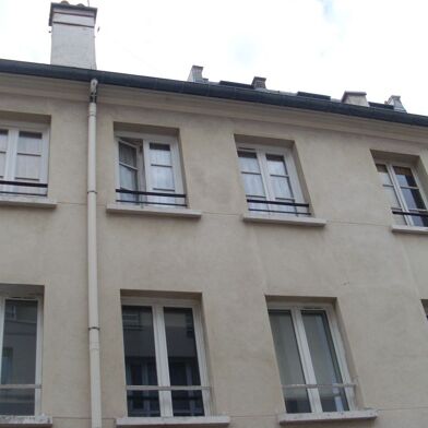 Appartement 1 pièces 839 €