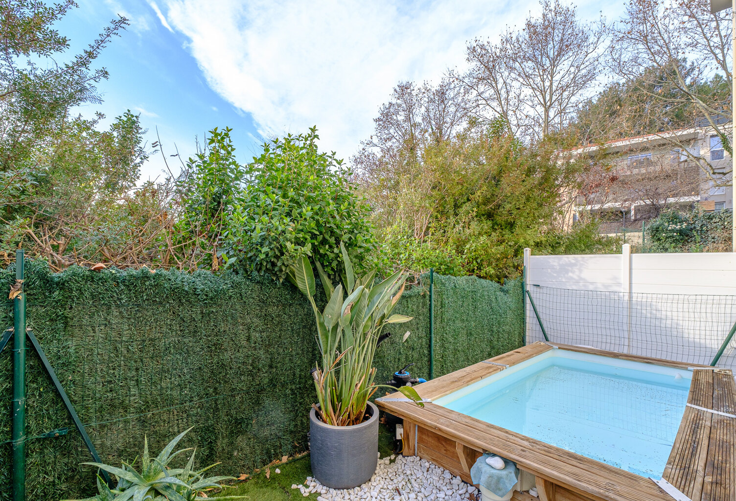 Marseille 11ème Saint-Menet à vendre appartement 3 pièces jardin piscine et garage — photo 1