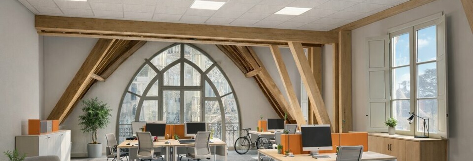 Bureau  6474 m² à louer à Tours (37000)