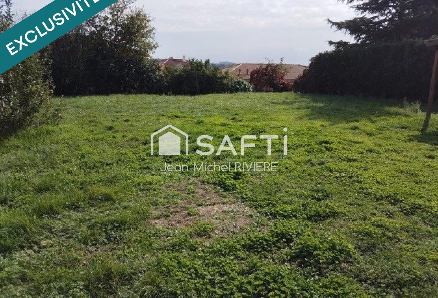 Belle situation avec ce terrain à bâtir de 502 m2, situé dans un secteur calme et résidentiel, sur les hauteurs de Ternay. — photo 1