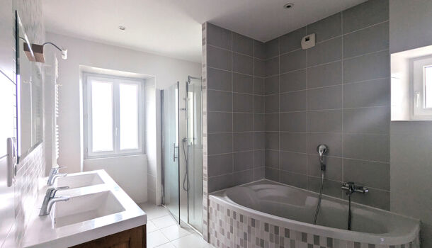 Villa / Maison 5 pièces  à louer Bergouey-Viellenave 64270