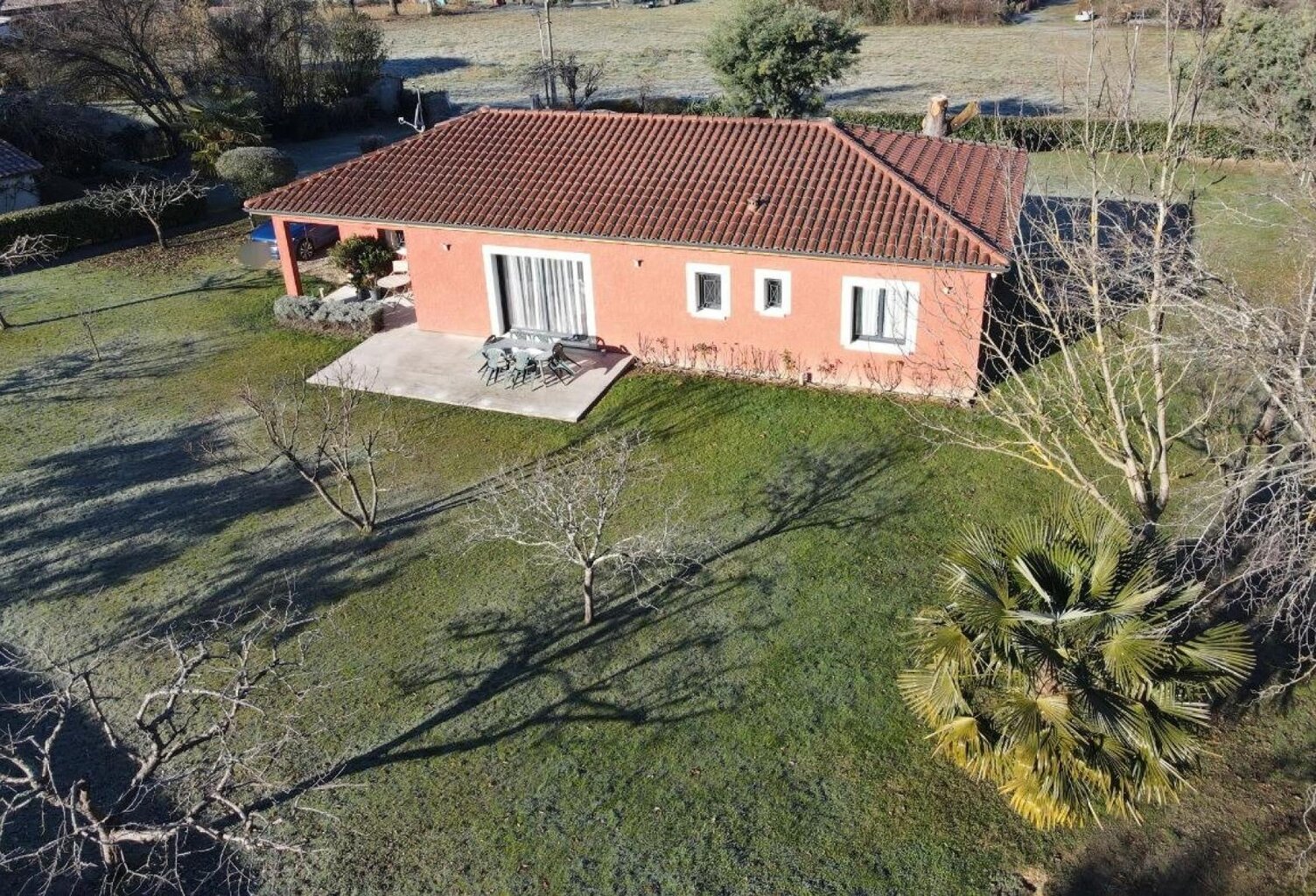 Maison clé en main, lumineuse et moderne — photo 1