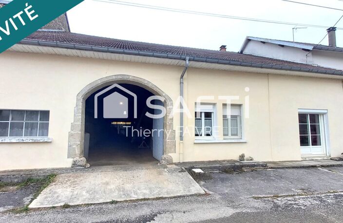 Maison pierre avec grandes dépendances et terrain. — photo 2