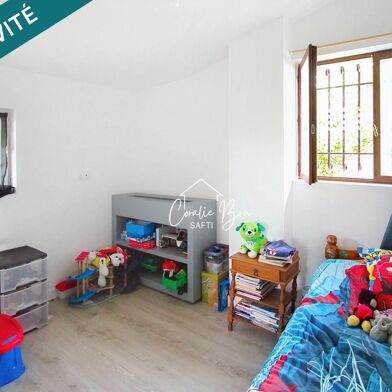 Maison 4 pièces 249900 €