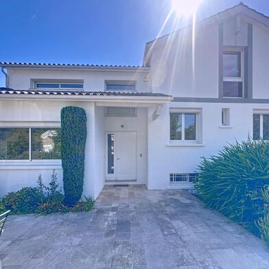 Maison 9 pièces 416000 €