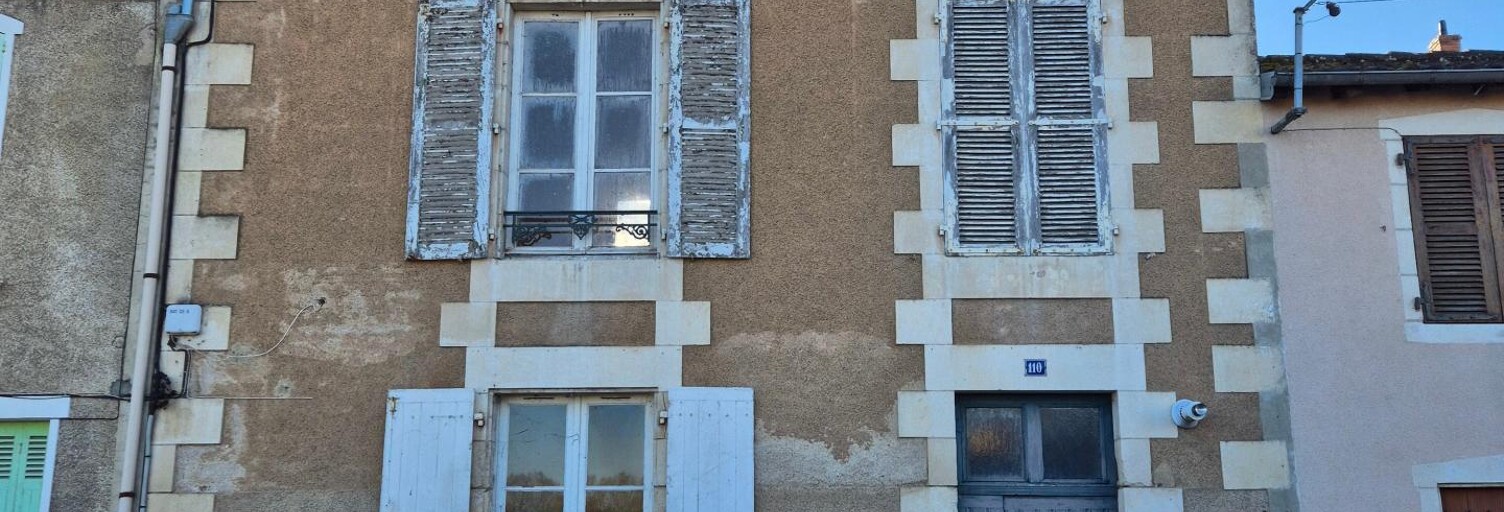 Immeuble  120 m² à vendre à Montmorillon (86500)