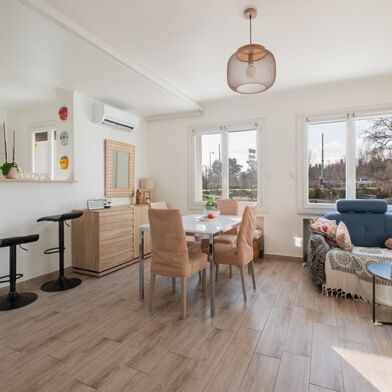 Appartement 4 pièces 299900 €