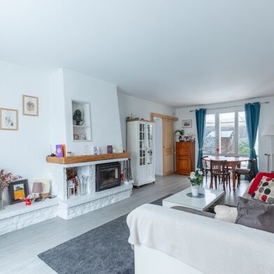 Maison 6 pièces 349000 €