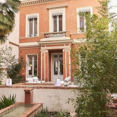 Maison 6 pièces 2015000 €