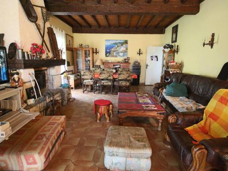 MAISON EN PIERRE DU PAYS AVEC PISCINE — photo 1