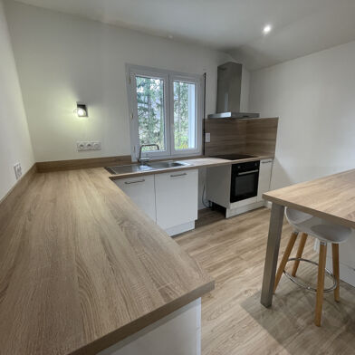 Appartement 3 pièces 660 €