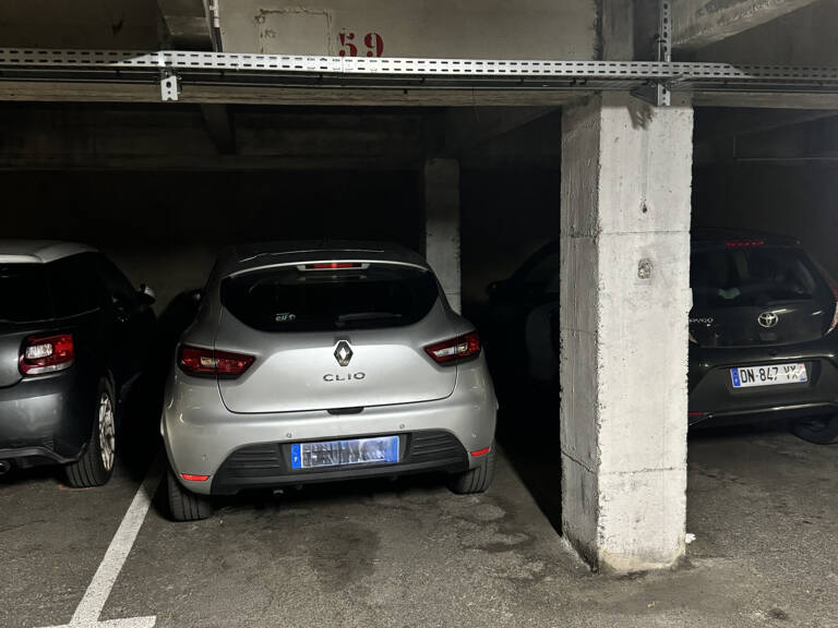 Toulouse centre ville proche gare Matabiau, emplacement de parking en s/sol — photo 1