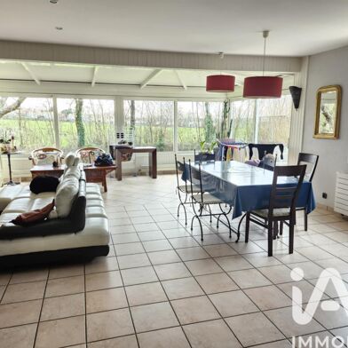 Maison 8 pièces 299300 €