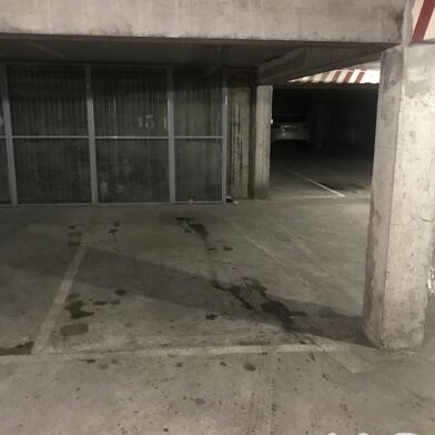 Garage  25000 €