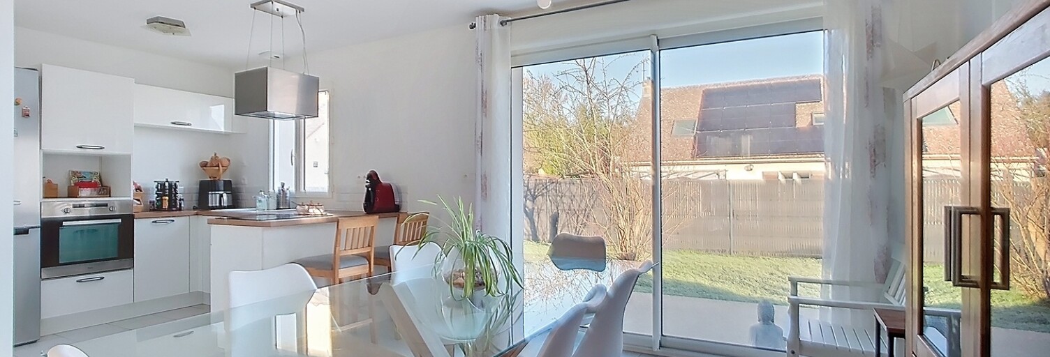 Maison 5 Pièces 79 m² à vendre à Ville-Saint-Jacques (77130)