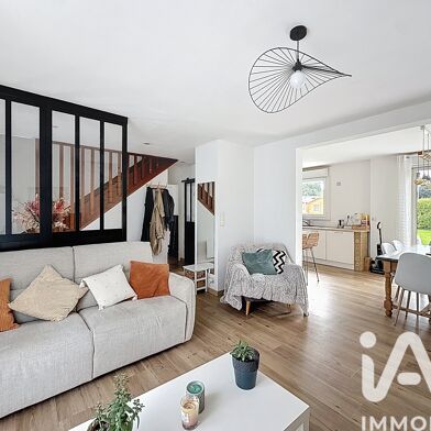 Maison 5 pièces 220000 €