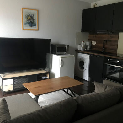 Appartement 1 pièces 390 €