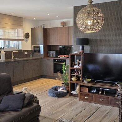 Appartement 4 pièces 292000 €