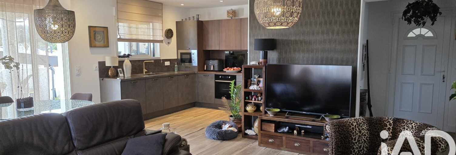 Appartement 4 Pièces 98 m² à vendre à Santa-Maria-Poggio (20221)