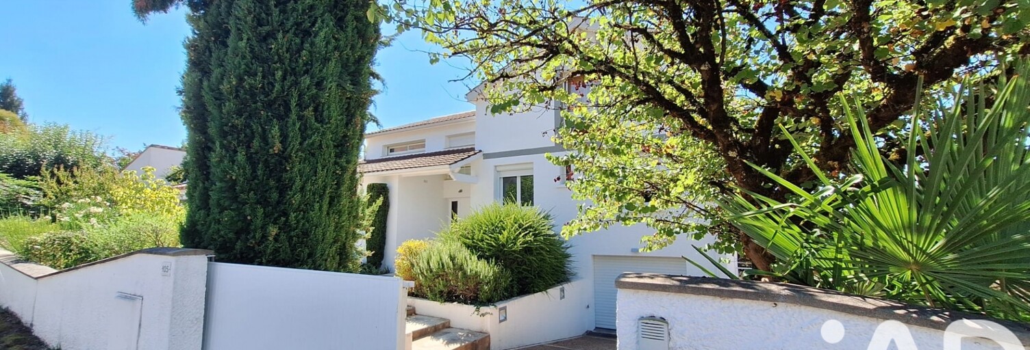 Maison 9 Pièces 271 m² à vendre à Cahors (46000)