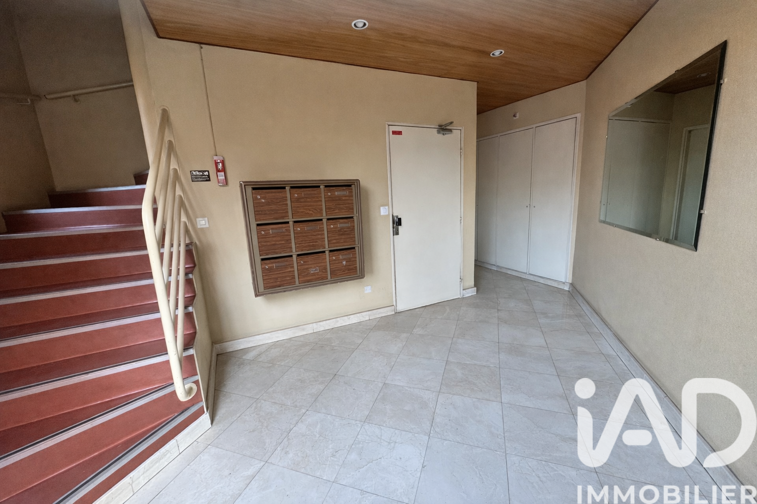Vente Appartement 2 pièces - Photo 2