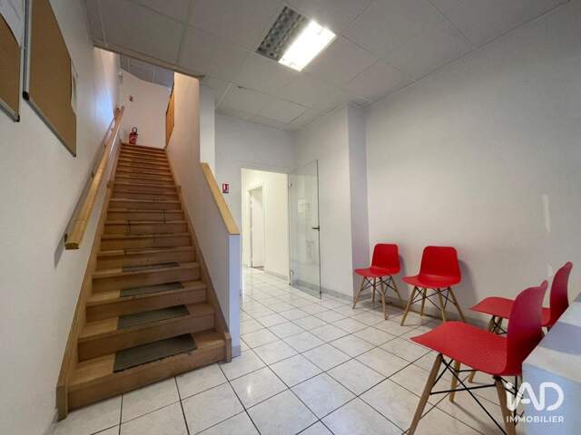 Vente Boutique/Local commercial 146 m&sup2; — photo du bien